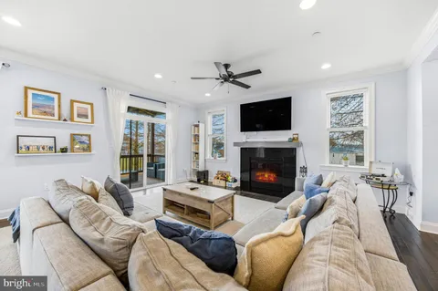 $625,000 | 3628 Bay Drive, Baltimore, MD 21220