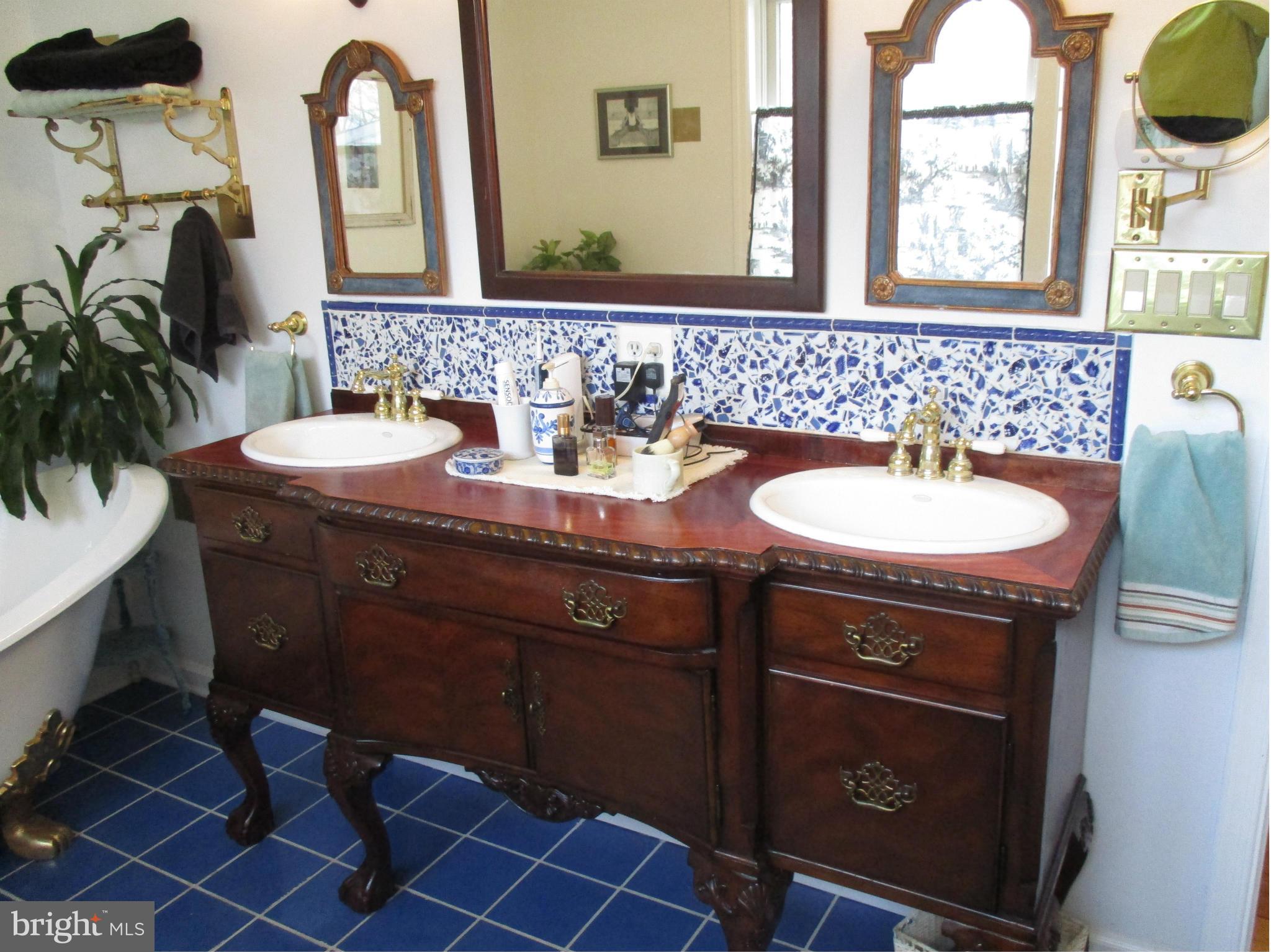 7406 Greenbank Road Baltimore, MD 21220 - Photo 23 of 30 Bath
