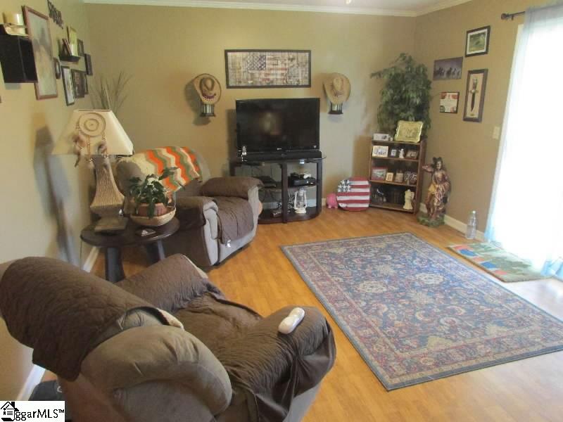 689 Northside Church Road Laurens, SC 29360 - Photo 3 of 27 Gallery Image 3