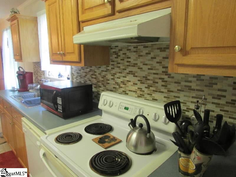 689 Northside Church Road Laurens, SC 29360 - Photo 8 of 27 Gallery Image 8