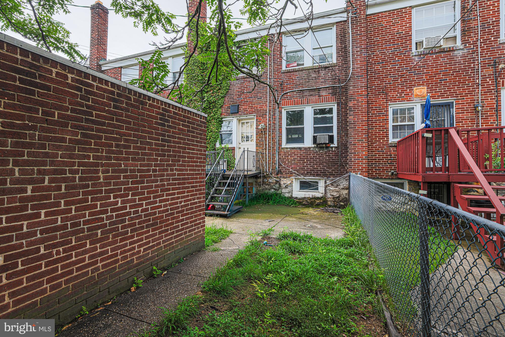 1540 Kingsway Road Baltimore, MD 21218 - Photo 32 of 39