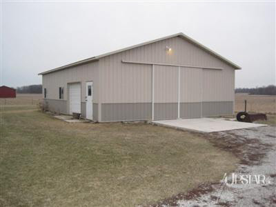 8403 Leesburg Road Fort Wayne, IN 46818 - Photo 2 of 29
