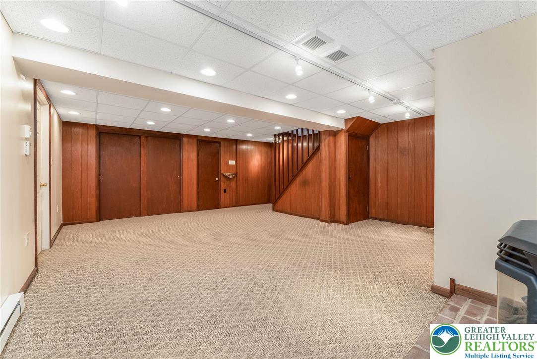 4722 Steuben Road Nazareth, PA 18064 - Photo 16 of 31