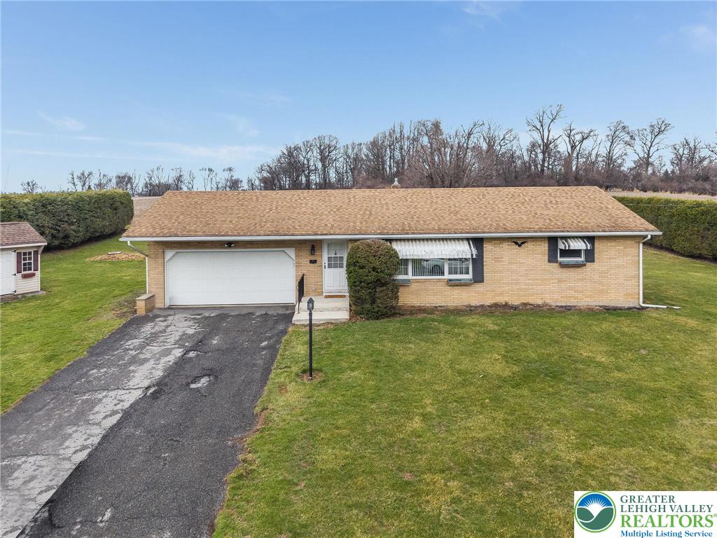 4722 Steuben Road Nazareth, PA 18064 - Photo 2 of 31