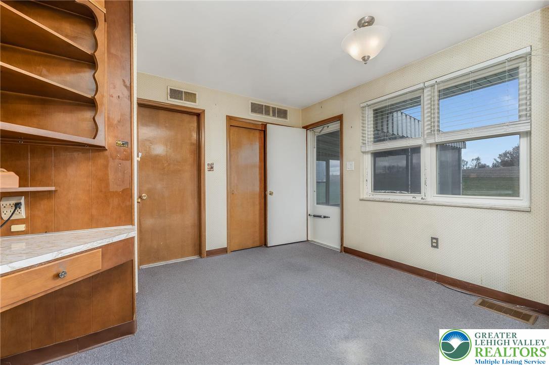 4722 Steuben Road Nazareth, PA 18064 - Photo 7 of 31