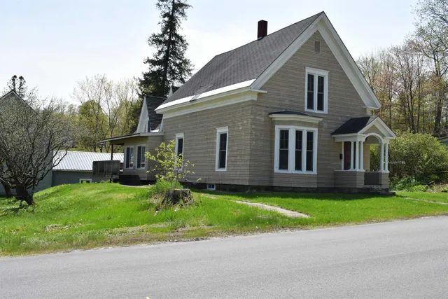 $350,000 | 44 Elm Street, Lancaster, NH 03584
