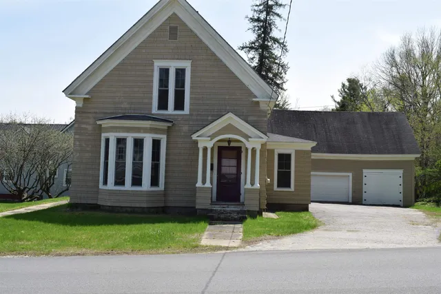 $350,000 | 44 Elm Street, Lancaster, NH 03584