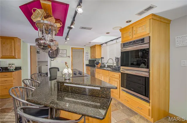 $599,900 | 1114 South Perrine, Centralia, IL 62801