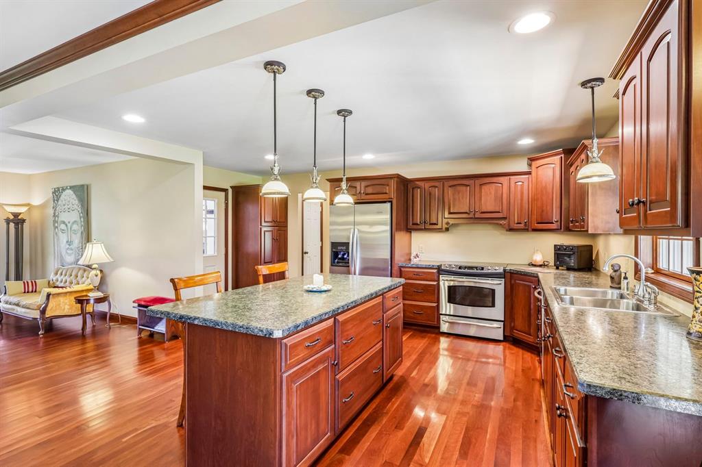 152 Game Farm Road New Castle, PA 16101 - Photo 10 of 47 Gallery Image 10