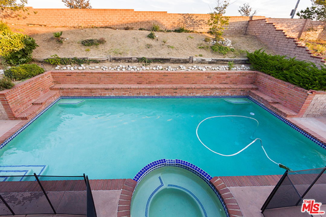 19174 Dunure Place Porter Ranch, CA 91326 - Photo 18 of 19 Gallery Image 18