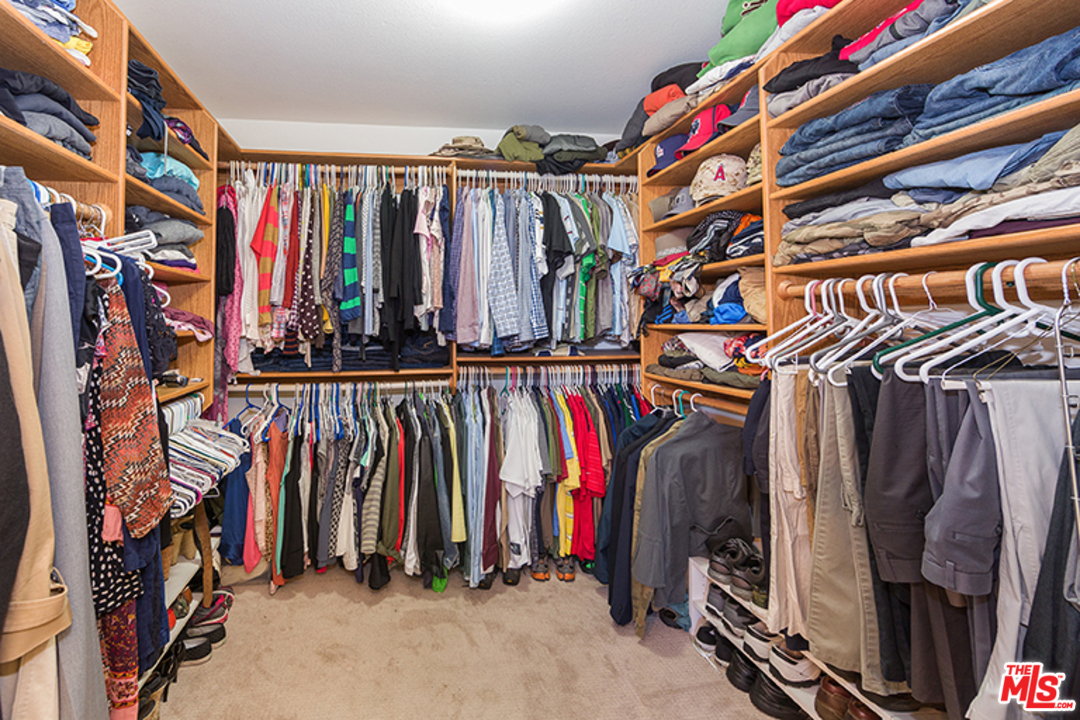19174 Dunure Place Porter Ranch, CA 91326 - Photo 6 of 19 Gallery Image 6