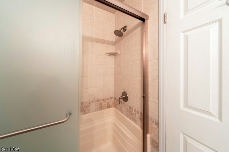 66 Village Green Road Bedminster, NJ 07921 - Photo 24 of 33