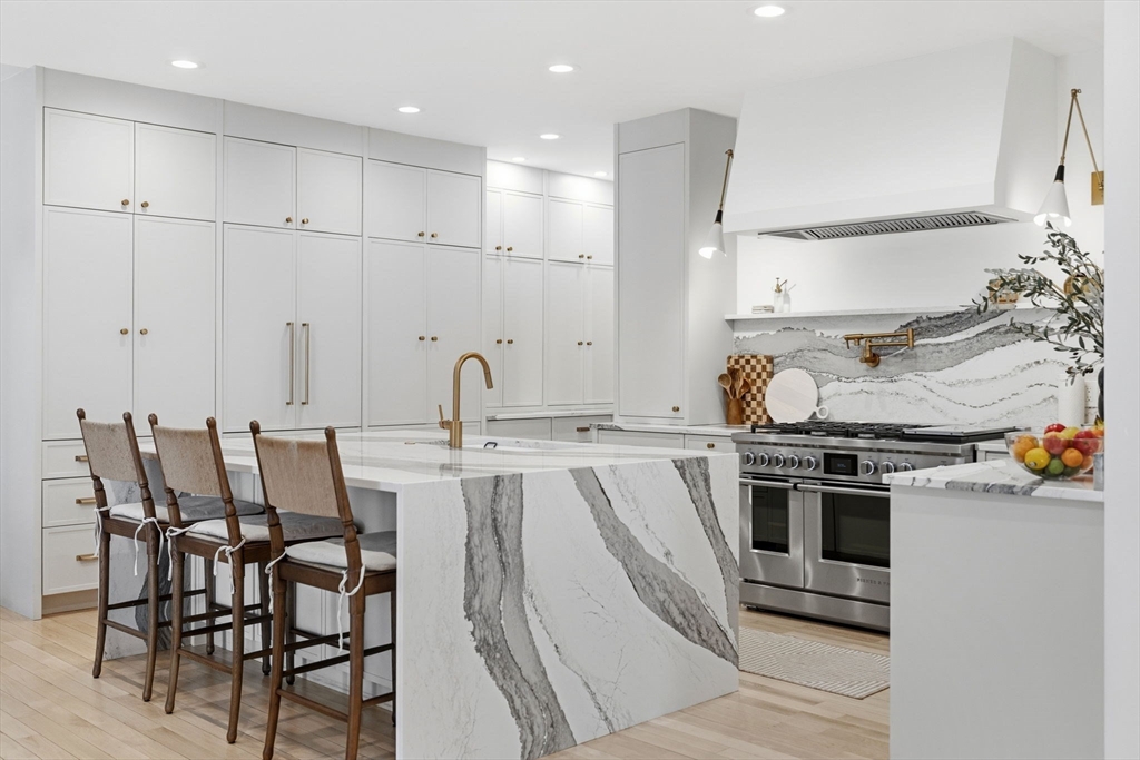 6 Sandy Hill Road Wayland, MA 01778 - Photo 12 of 41 Gallery Image 12
