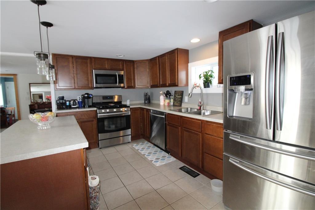 632 Blackstream Road Hermon, ME 04401 - Photo 5 of 35 Photo