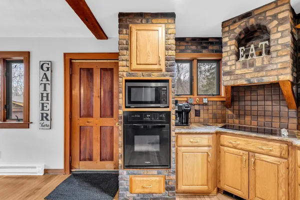 $1,690,000 | N3075 Hardscrabble Road, Palmyra, WI 53156