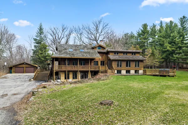 $1,690,000 | N3075 Hardscrabble Road, Palmyra, WI 53156