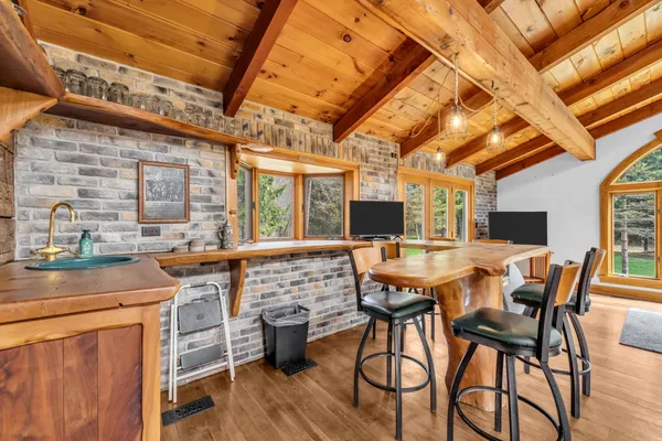 $1,690,000 | N3075 Hardscrabble Road, Palmyra, WI 53156