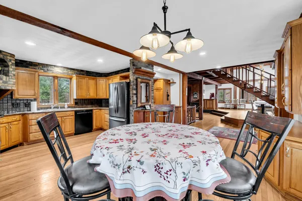 $1,690,000 | N3075 Hardscrabble Road, Palmyra, WI 53156