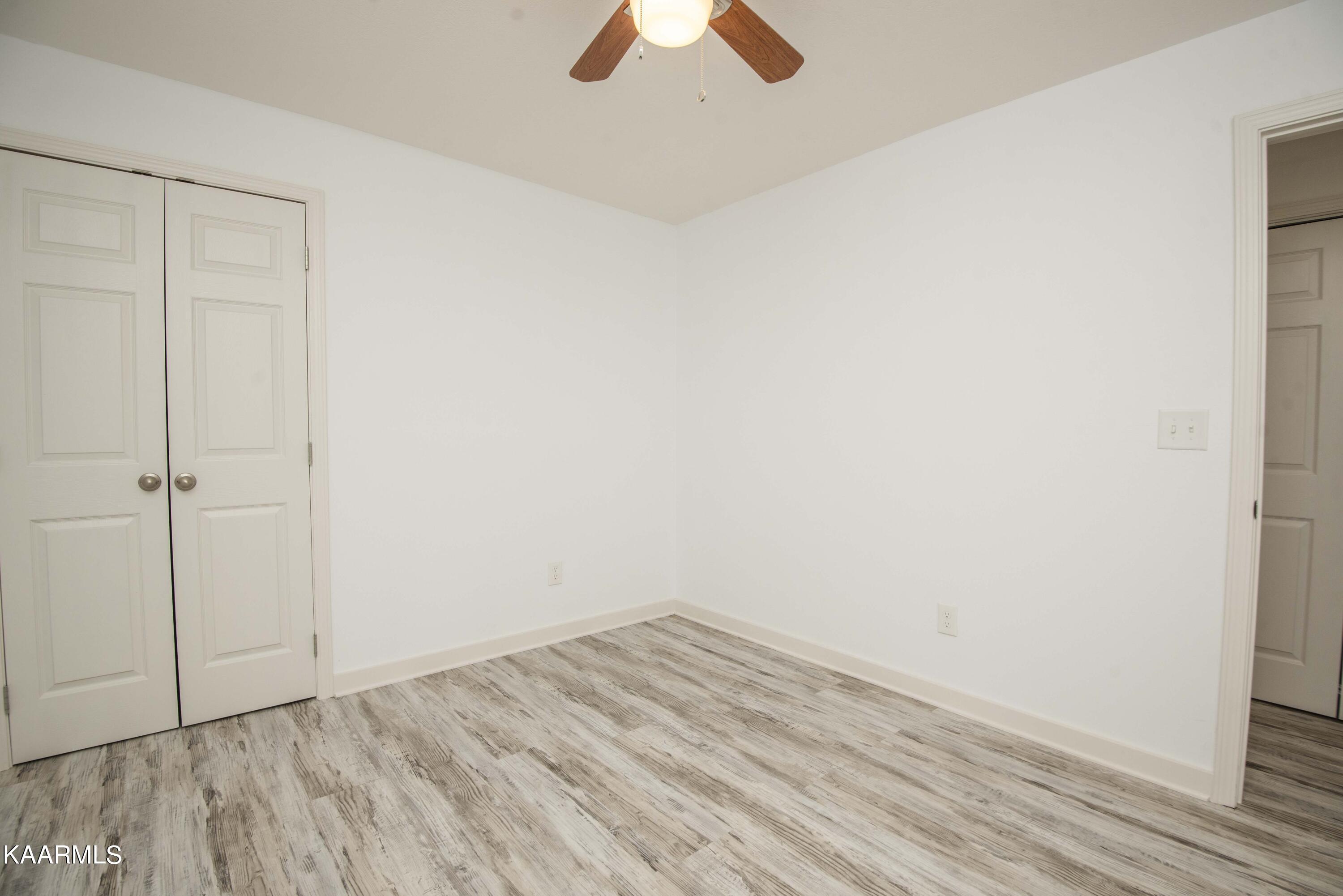 221 Offutt Road Clinton, TN 37716 - Photo 24 of 41 third bed 2_1