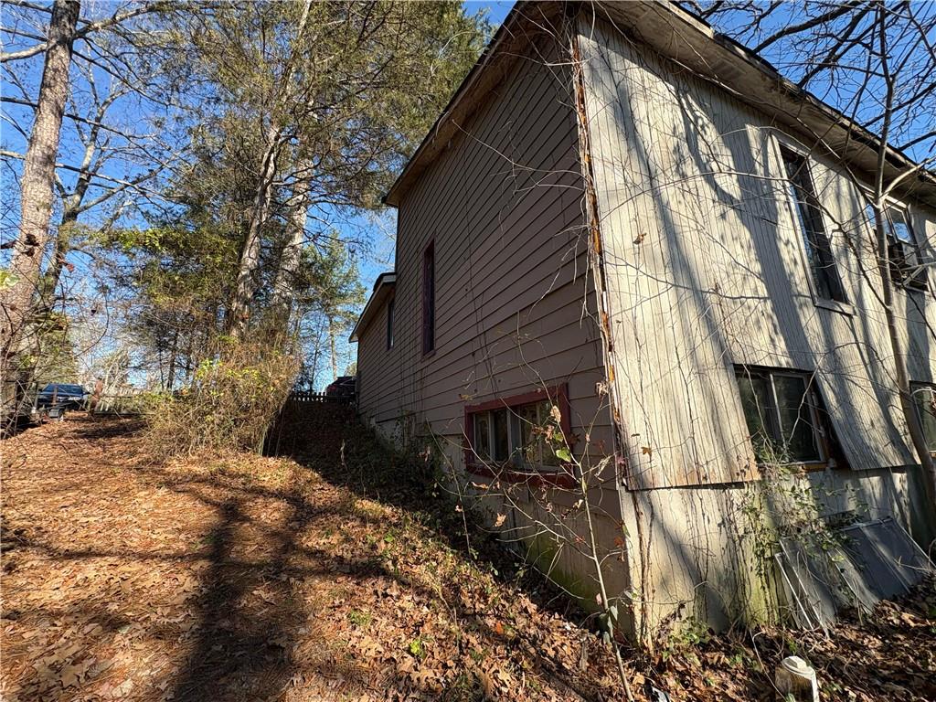 4750 Ridgewood Road Monroe, GA 30656 - Photo 21 of 23 a backyard of a house