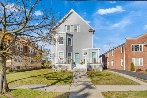 $669,000 | 171 Norwood Avenue, Cranston, RI 02905