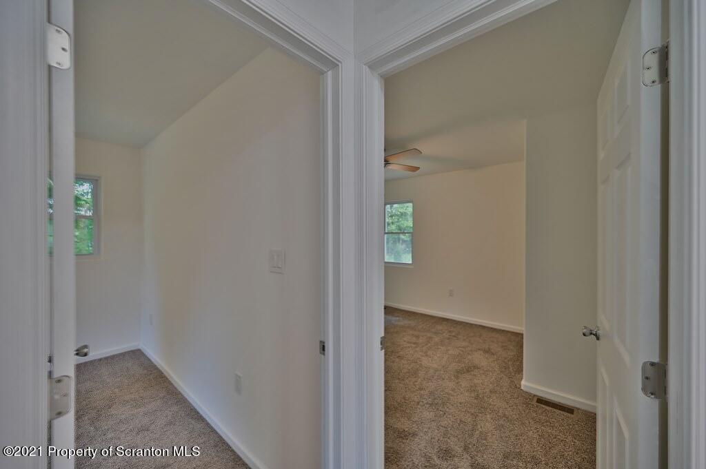 471 T Rte 318 Moscow, PA 18444 - Photo 27 of 40 Gallery Image 27