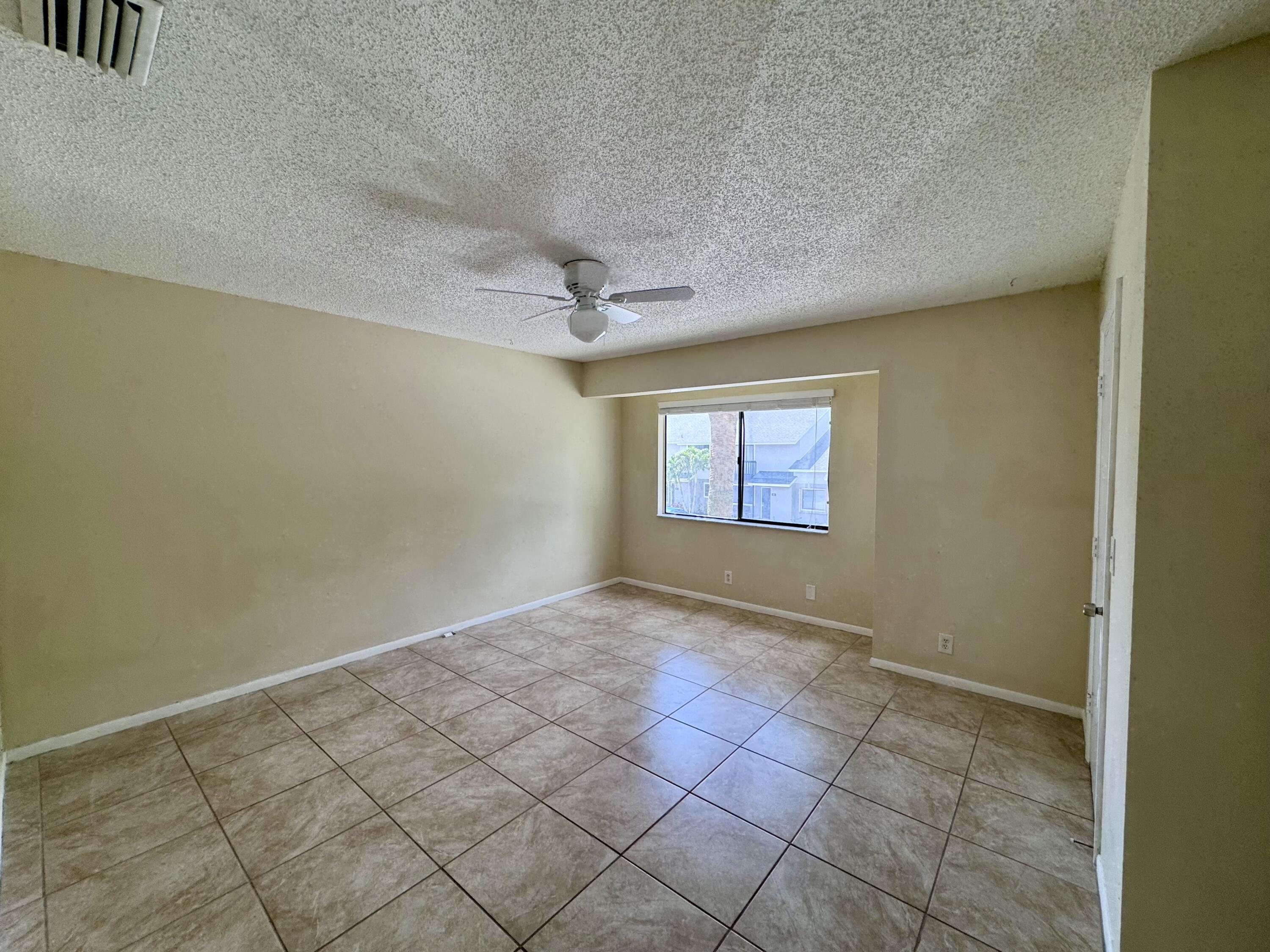704 Riverside Drive Greenacres, FL 33463 - Photo 12 of 37 IMG_1512