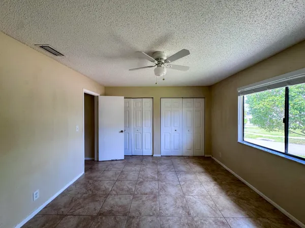 $2,100 | 704 Riverside Drive, Greenacres, FL 33463