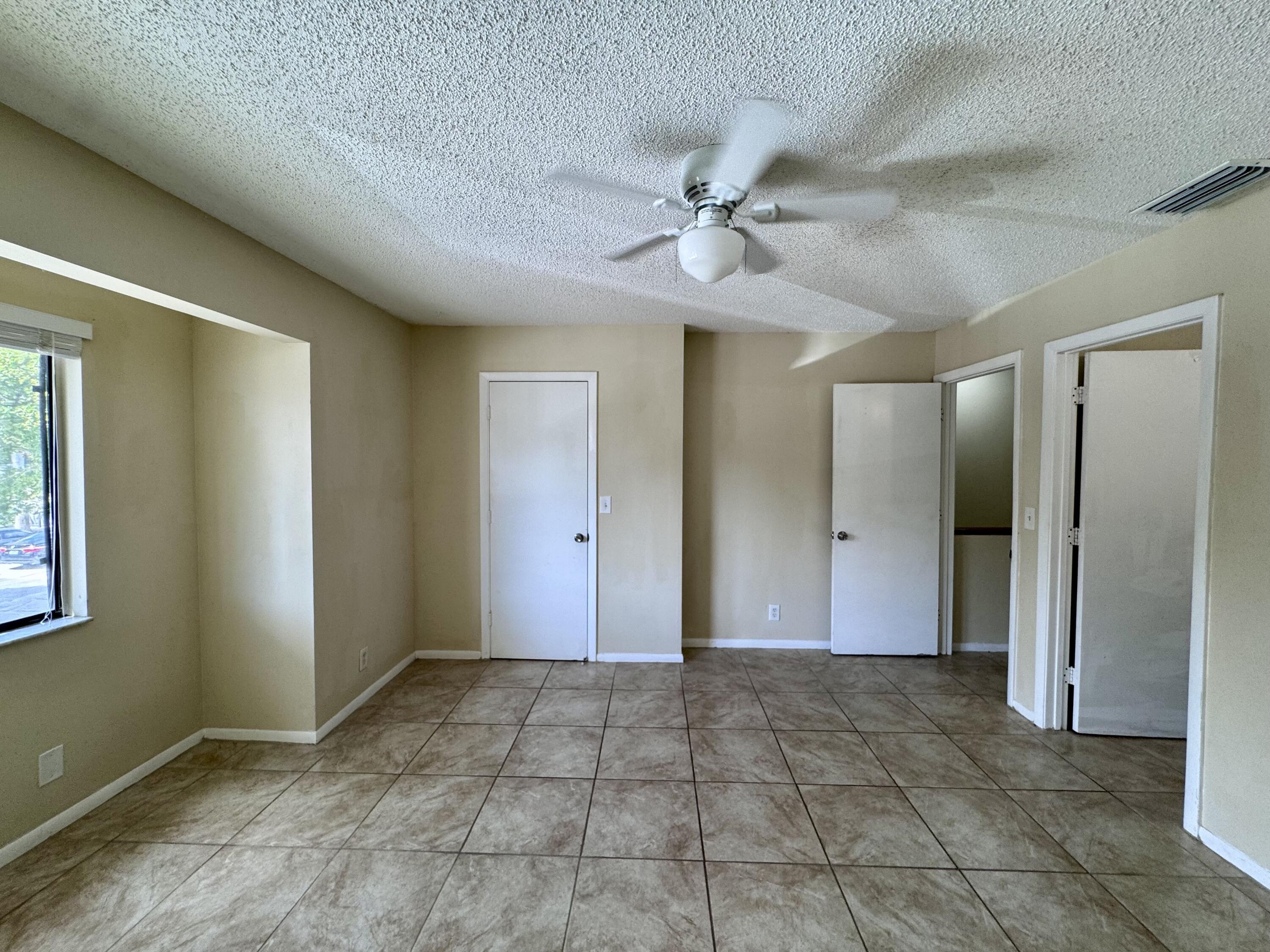 704 Riverside Drive Greenacres, FL 33463 - Photo 2 of 37 IMG_1514