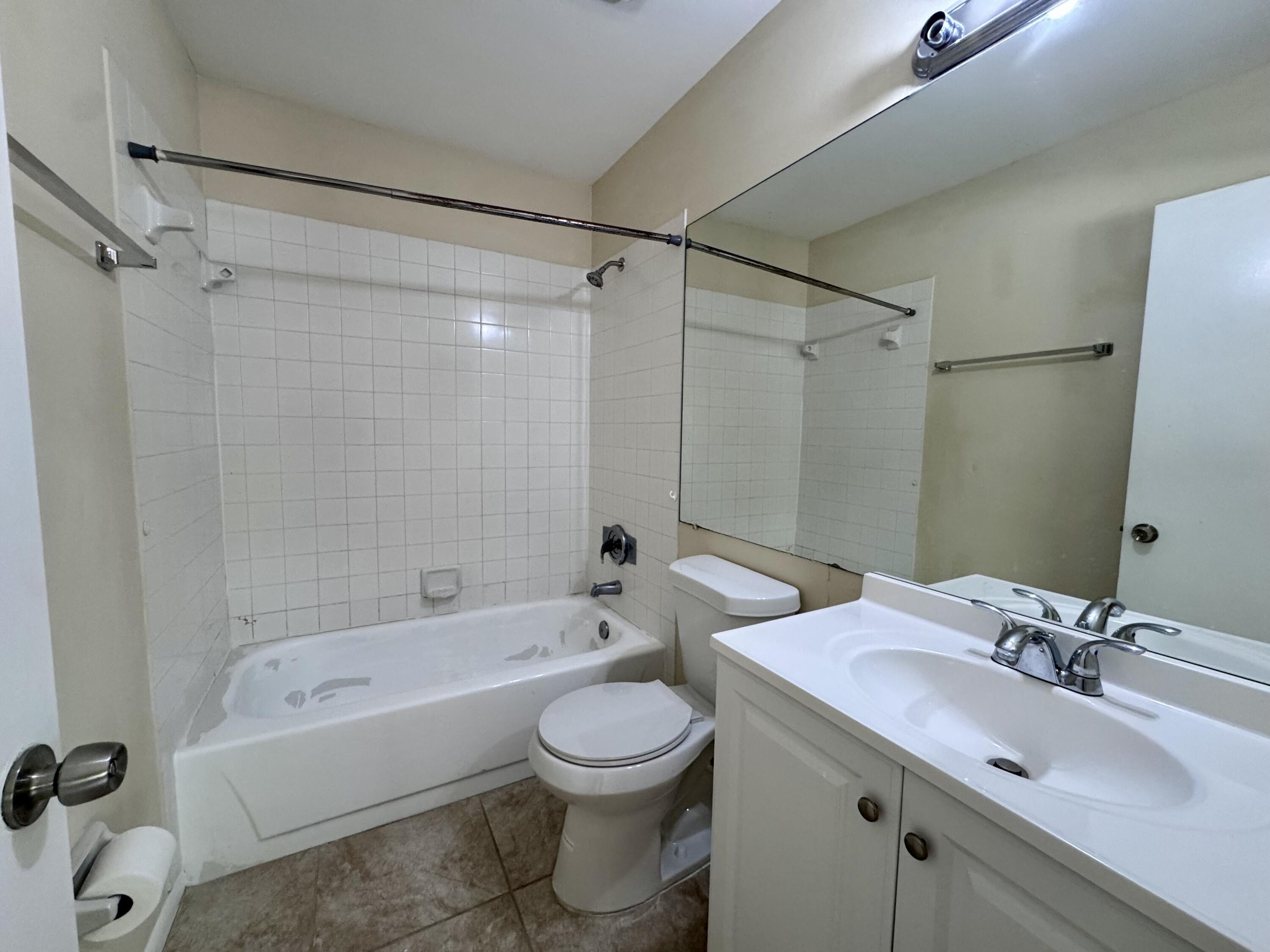 704 Riverside Drive Greenacres, FL 33463 - Photo 21 of 37 IMG_1522
