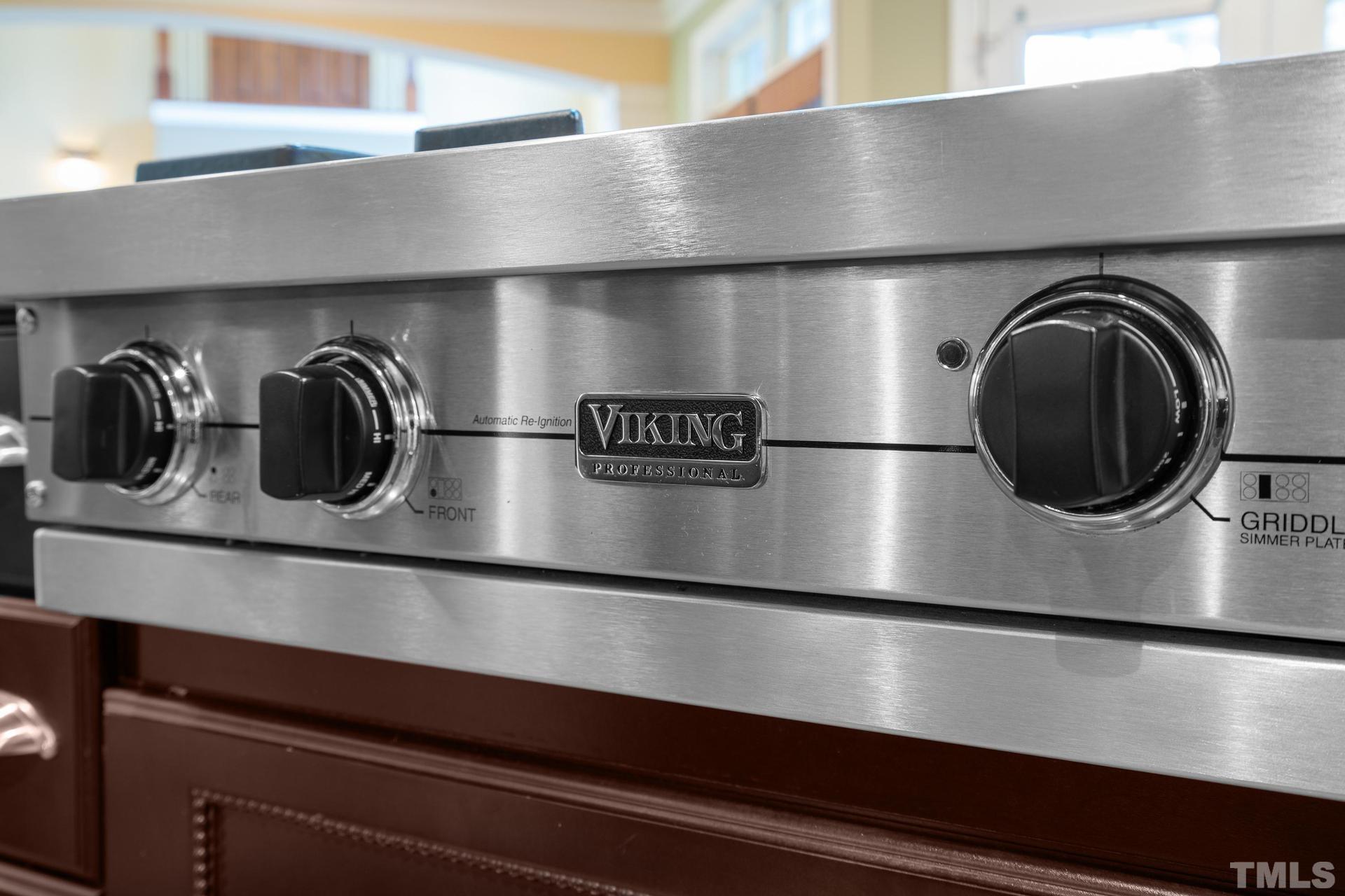 3005 London Bell Drive Raleigh, NC 27614 - Photo 22 of 73 a close view of sink and stove