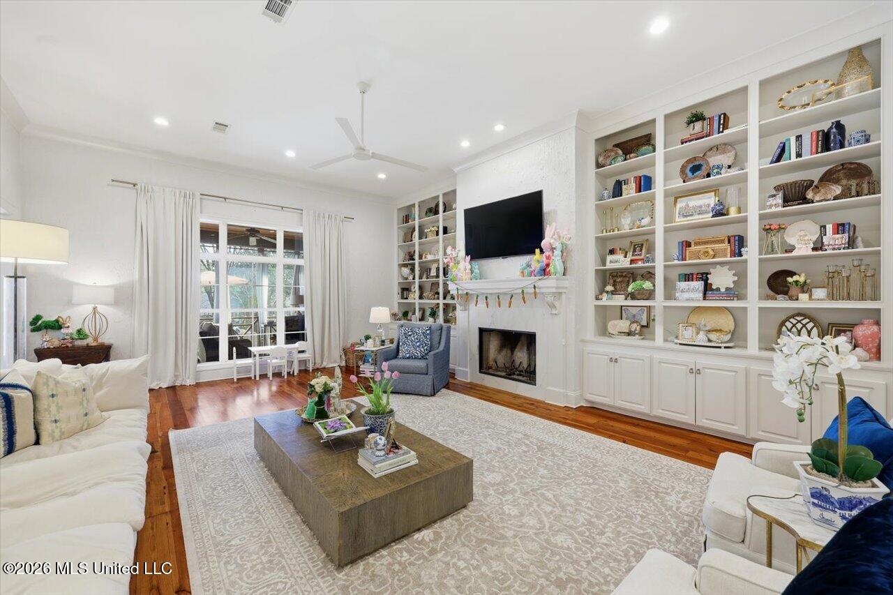 516 Silverstone Drive Madison, MS 39110 - Photo 6 of 53 34-516 Silverstone Dr _ Home Tours MS