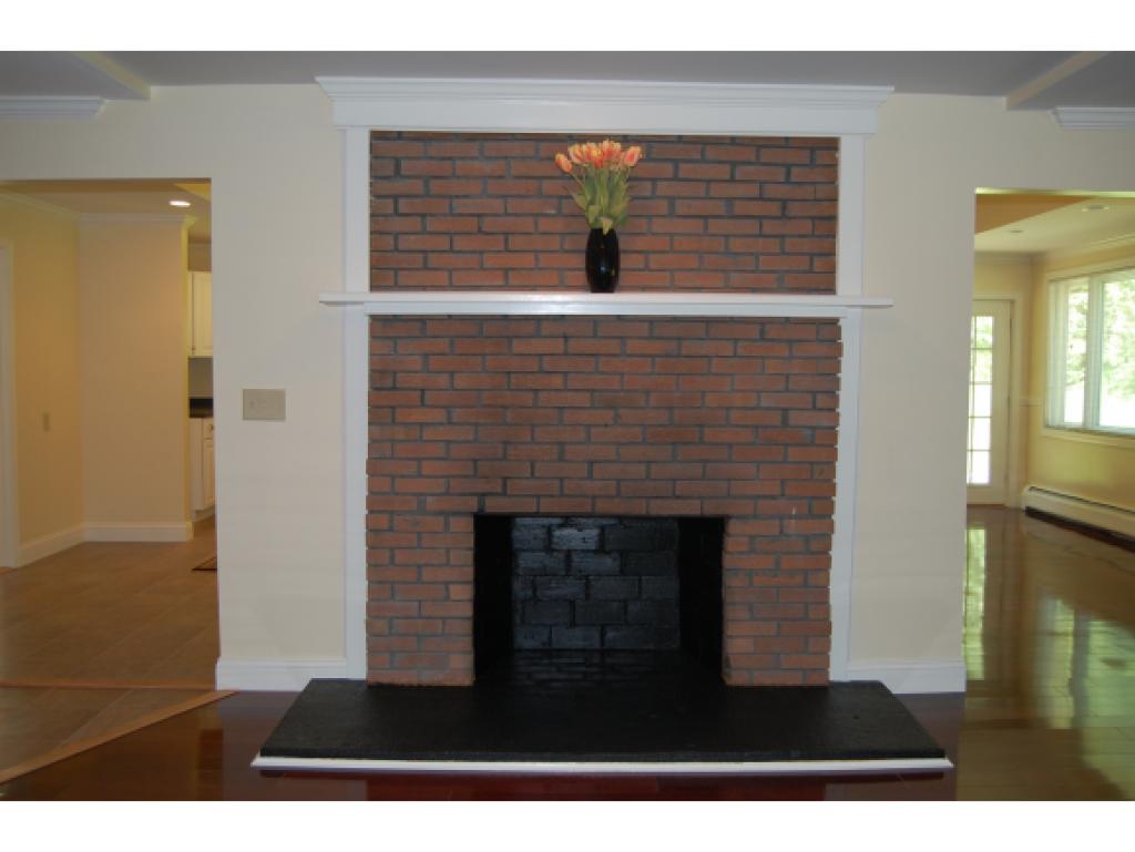 173 Barnard Hill Road Weare, NH 03281 - Photo 6 of 19 Gallery Image 6