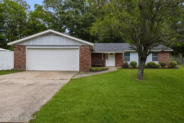 $209,500 | 2324 Greenway Drive, Gautier, MS 39553