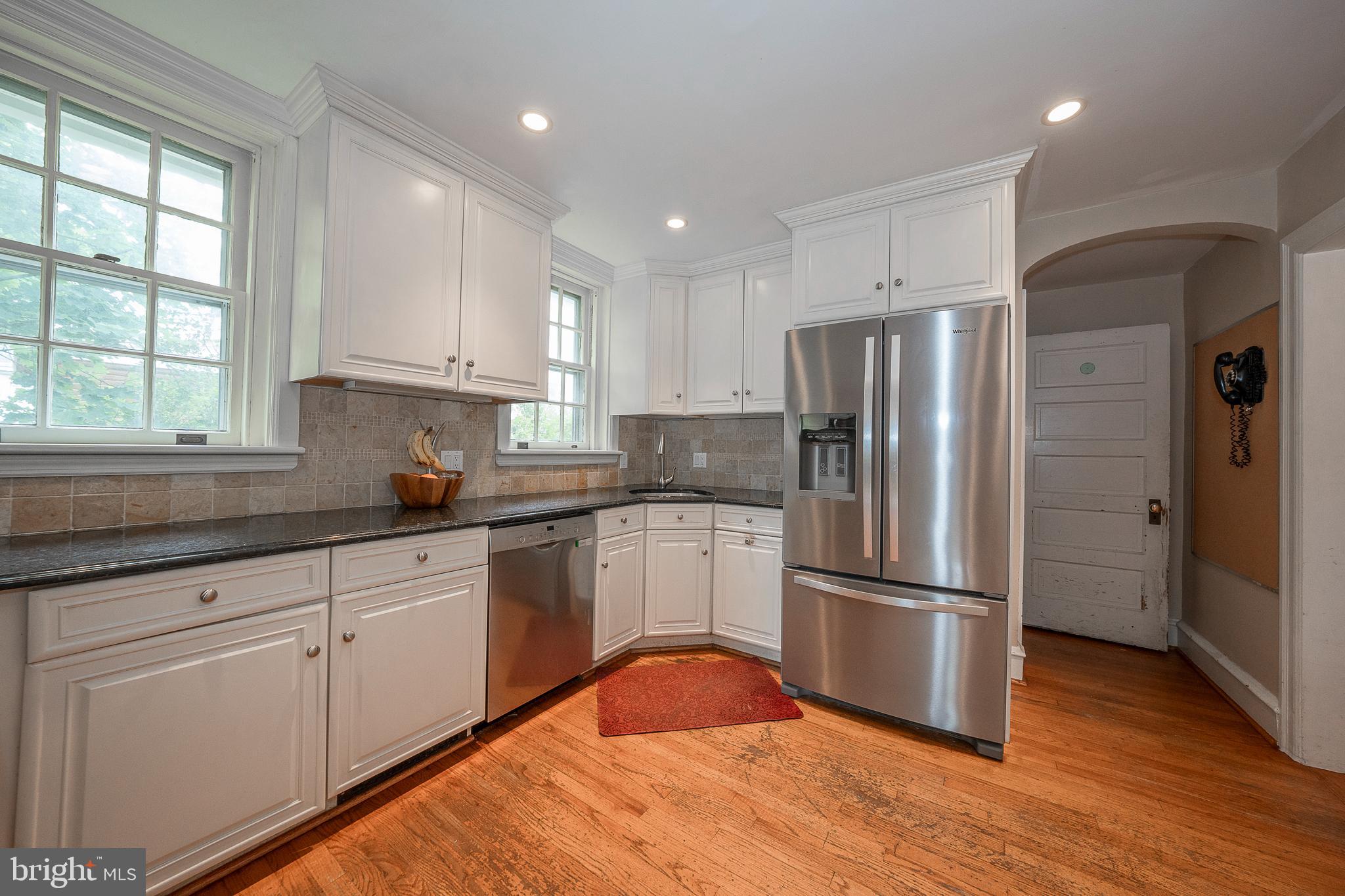 472 St Davids Avenue Wayne, PA 19087 - Photo 15 of 48 Kitchen