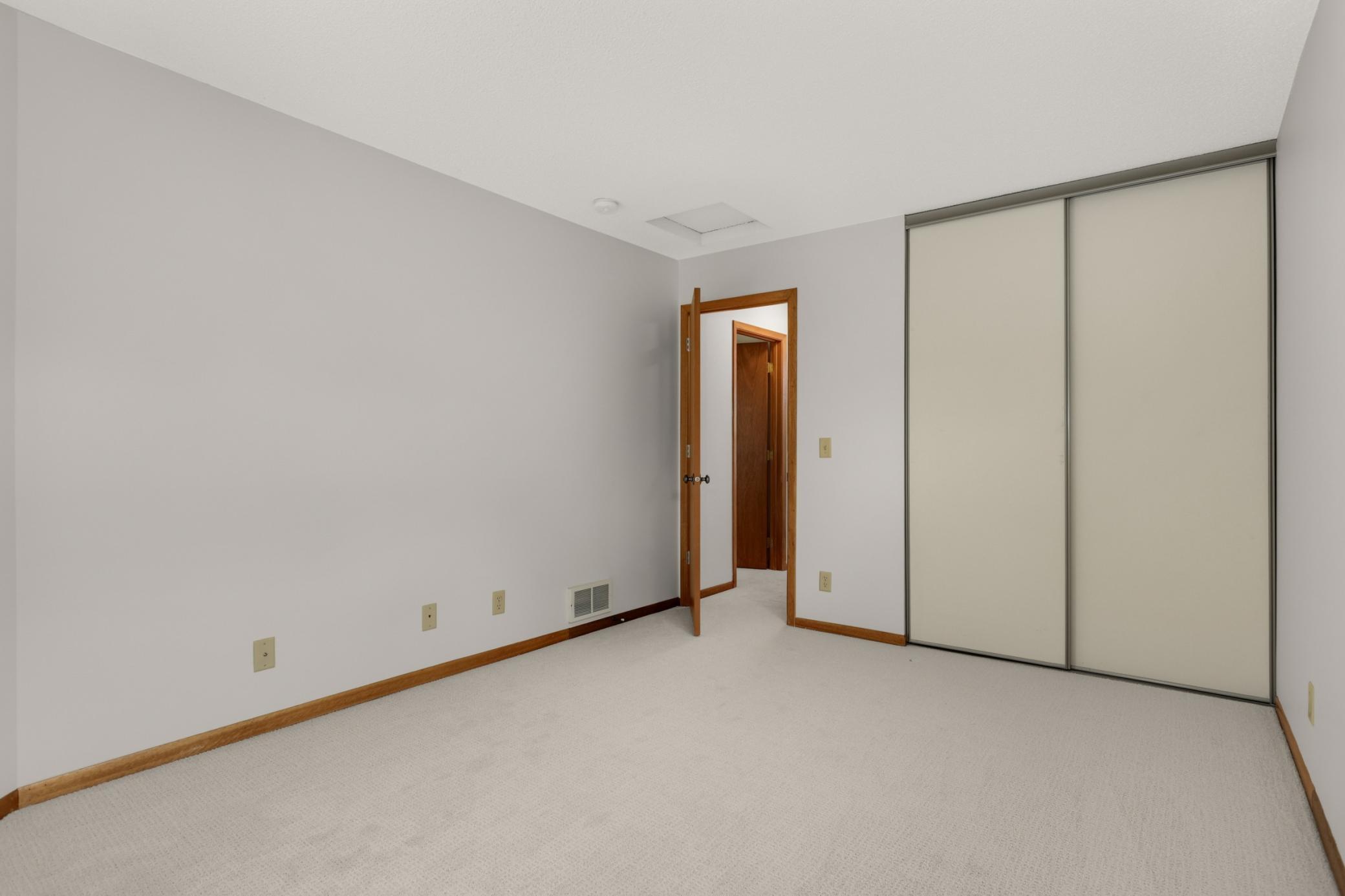 1359 Spencer Road West, Unit 1359 St. Paul, MN 55108 - Photo 21 of 38