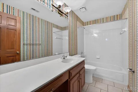 $999,900 | 17602 Ailanthus Drive, Wildwood, MO 63005