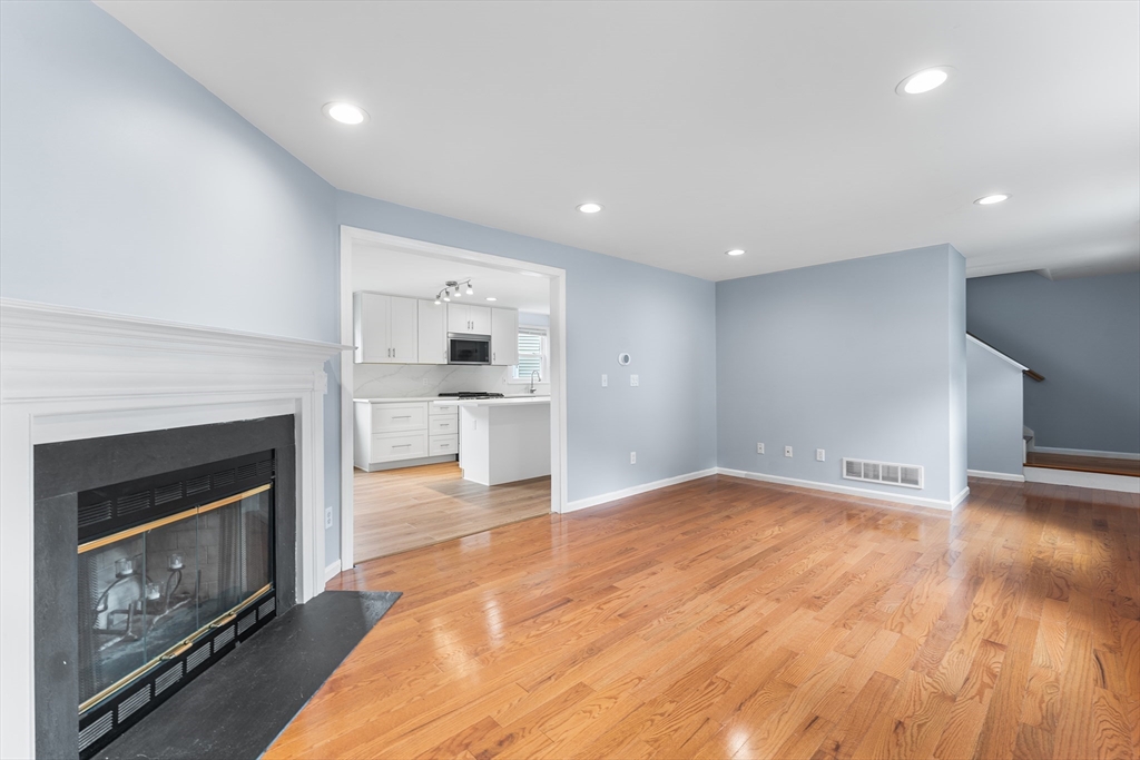 9 Hatikva Way Chelmsford, MA 01863 - Photo 8 of 21