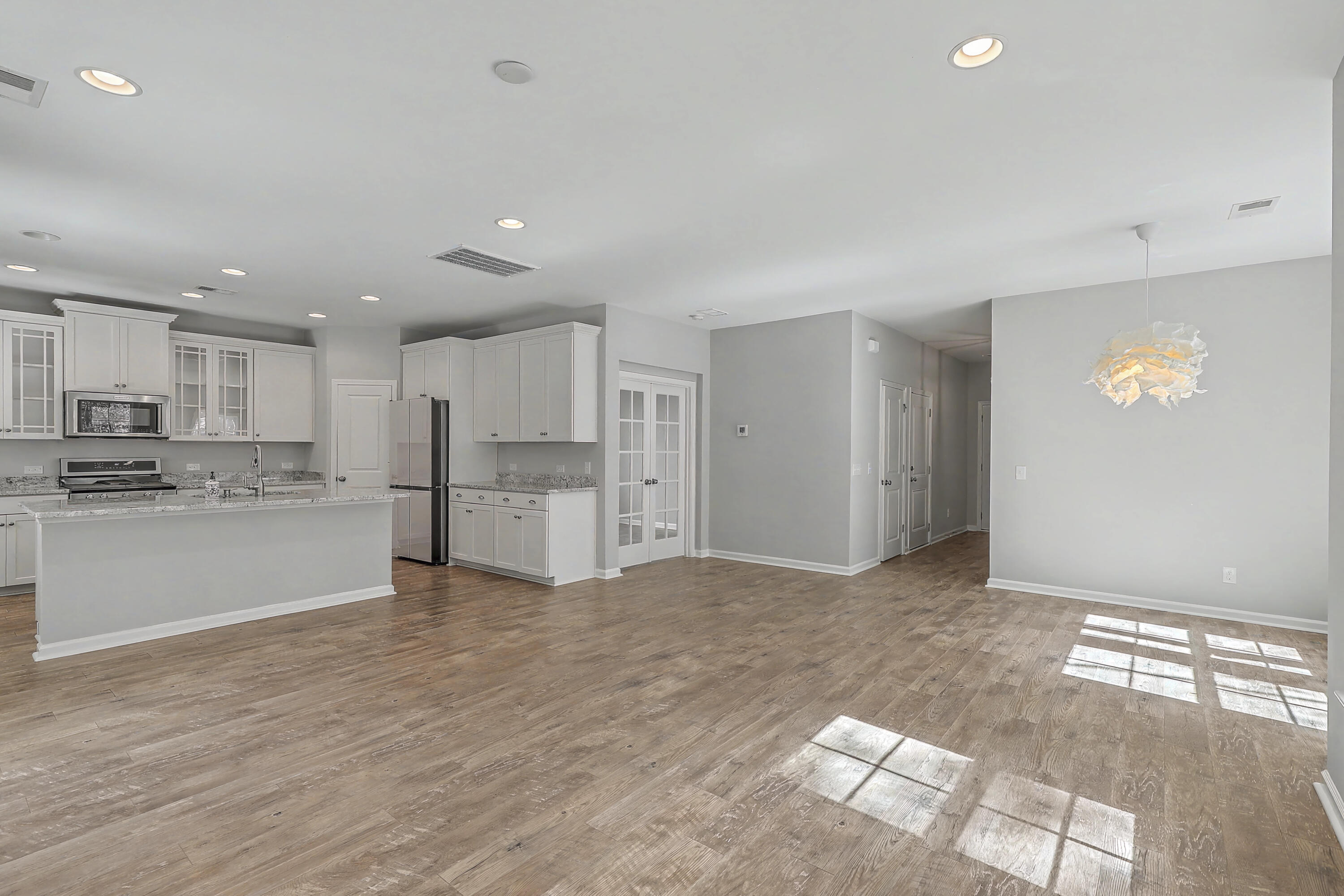 1181 Preakness Court Mount Pleasant, SC 29429 - Photo 22 of 45 15_0W7A3555_56_57_58_59_60_61