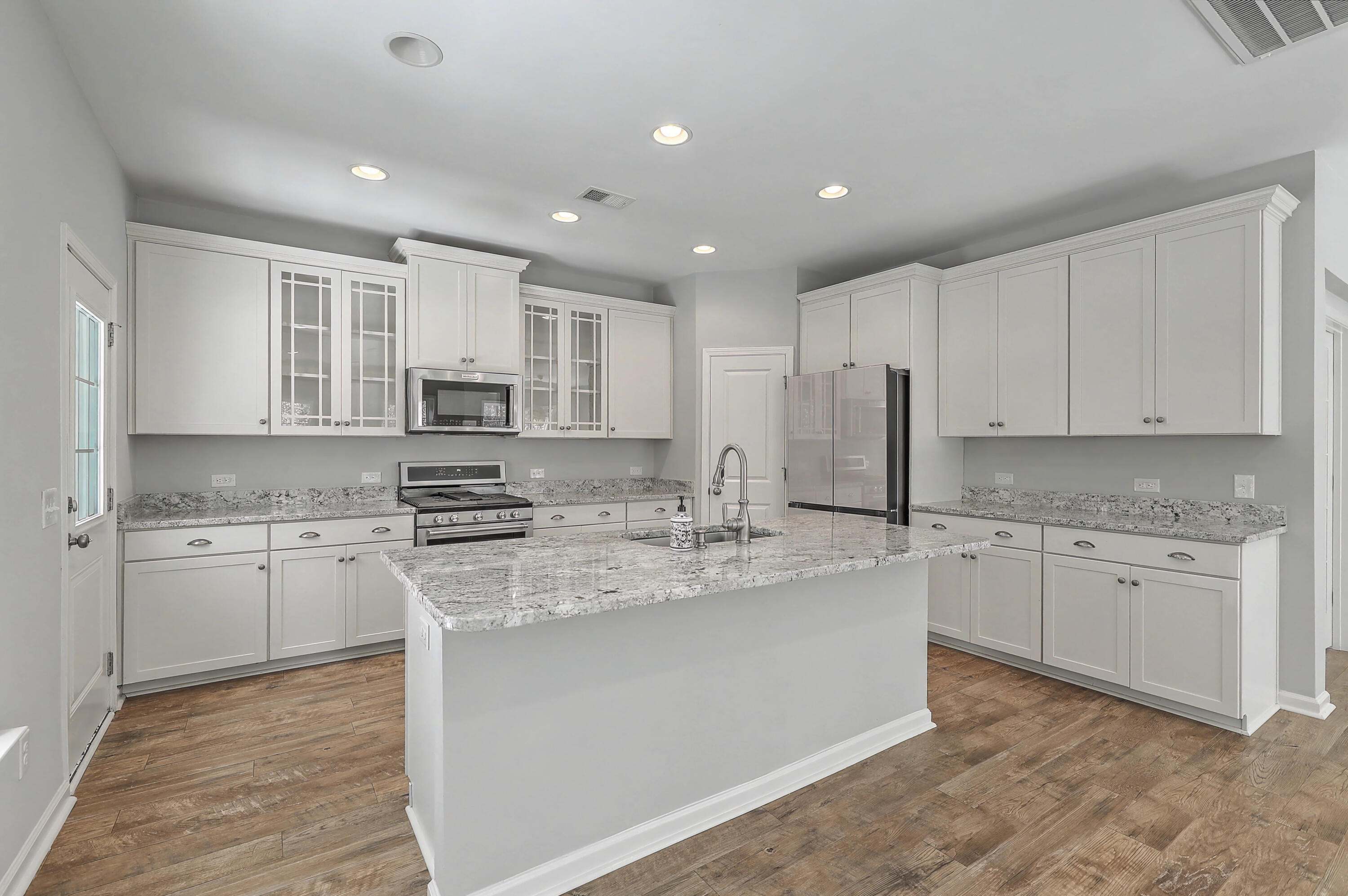 1181 Preakness Court Mount Pleasant, SC 29429 - Photo 23 of 45 16_0W7A3562_3_4_5_6_7_8