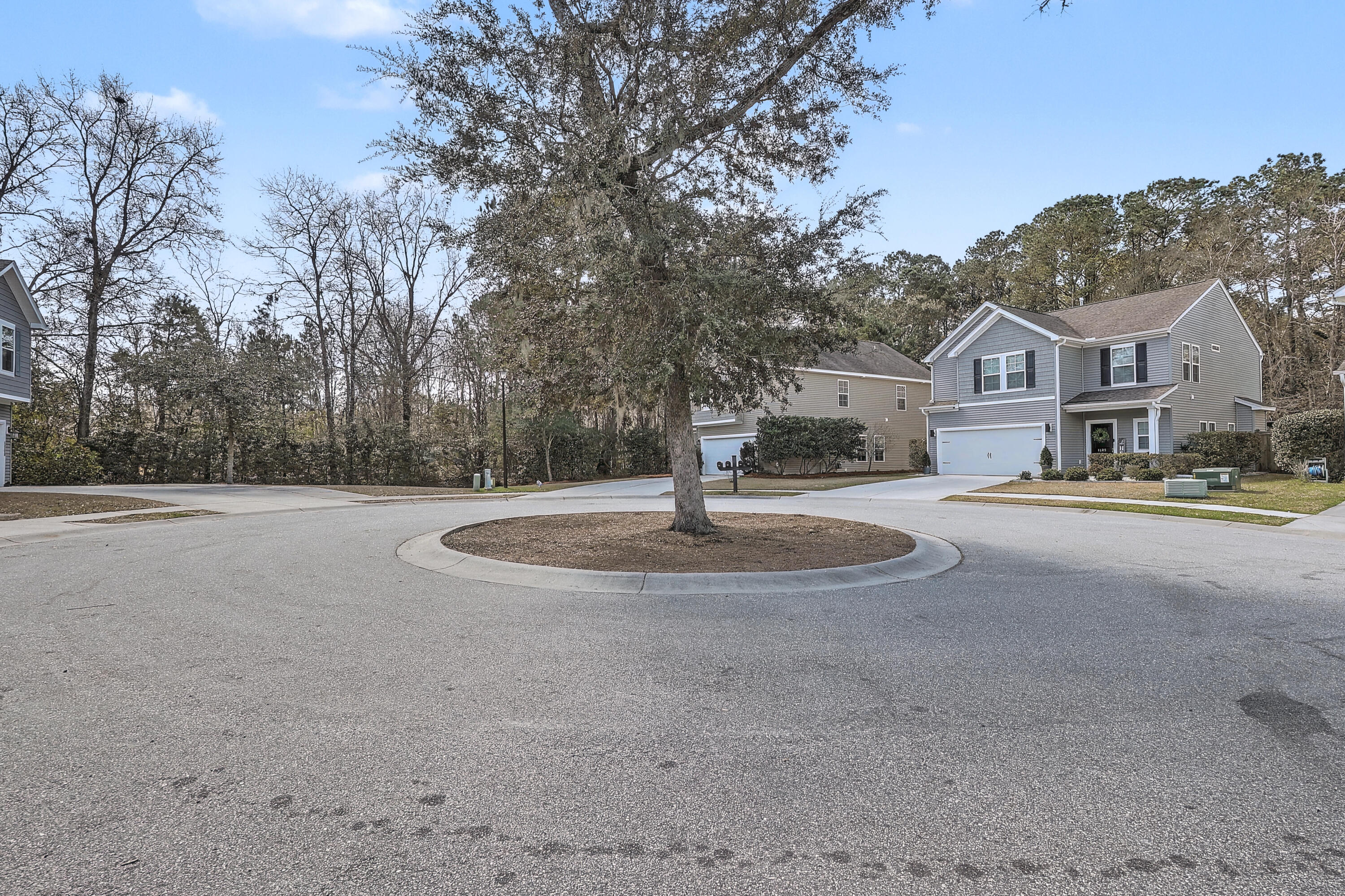 1181 Preakness Court Mount Pleasant, SC 29429 - Photo 5 of 45 01_0W7A3457_58_59_60_61_62_63