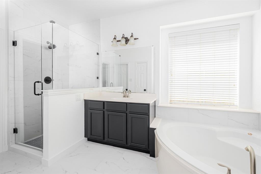 926 Falcon Trail Murphy, TX 75094 - Photo 17 of 29