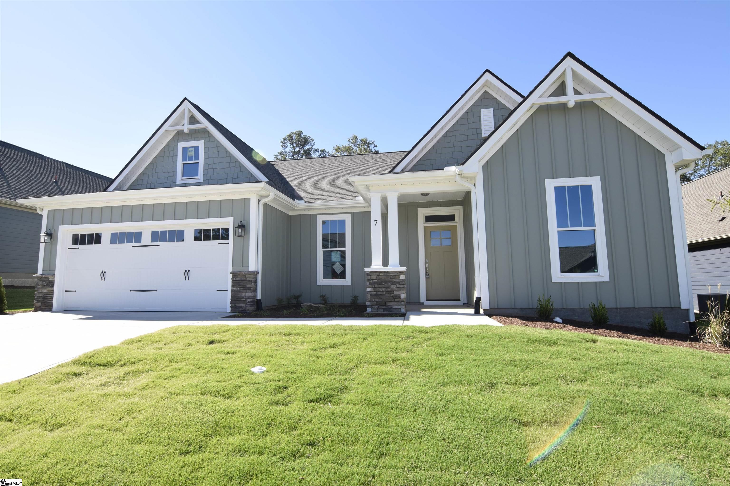 7 Ridgebury Place Greenville, SC 29607 - Photo 1 of 25 Gallery Image 1