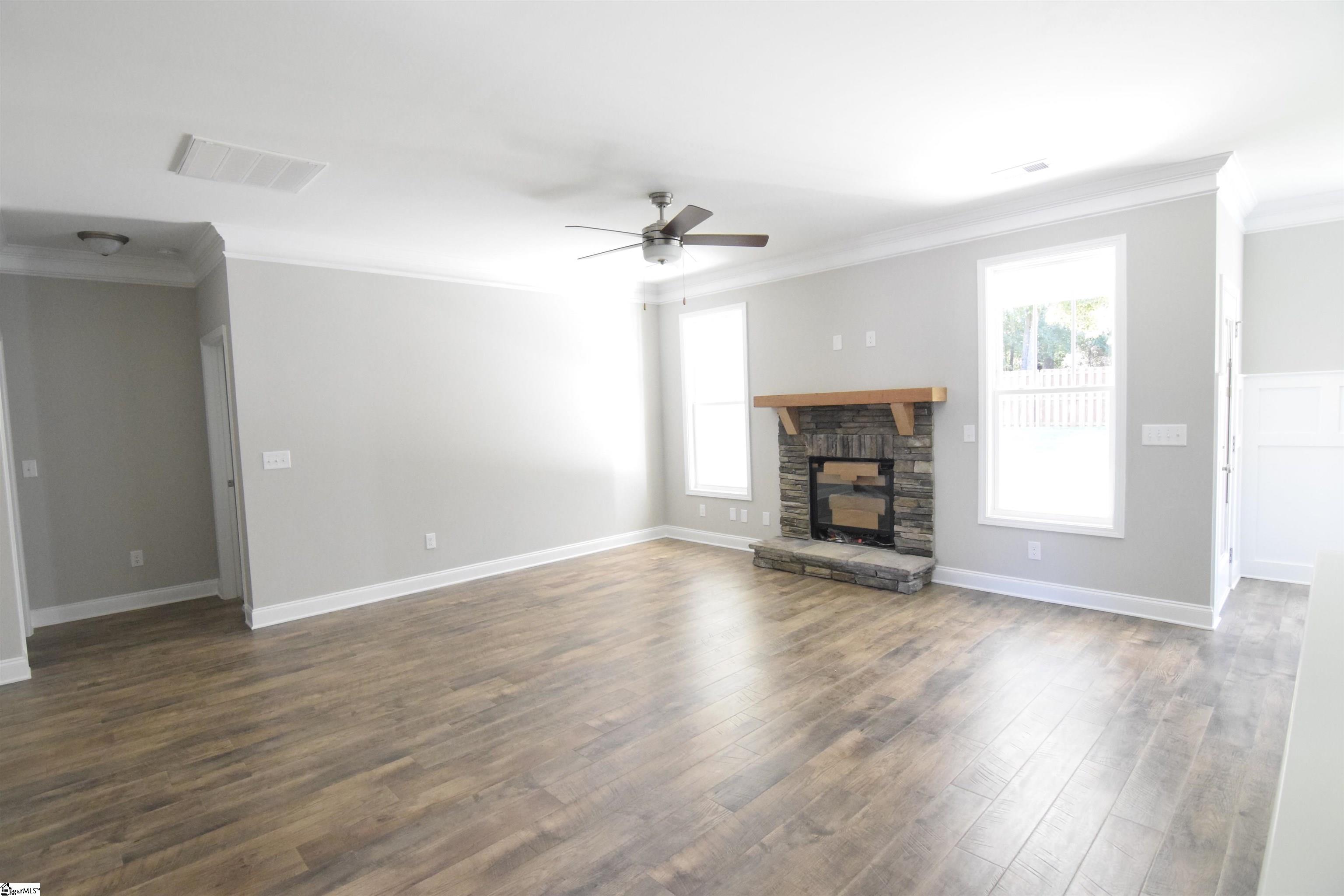 7 Ridgebury Place Greenville, SC 29607 - Photo 7 of 25 Gallery Image 7
