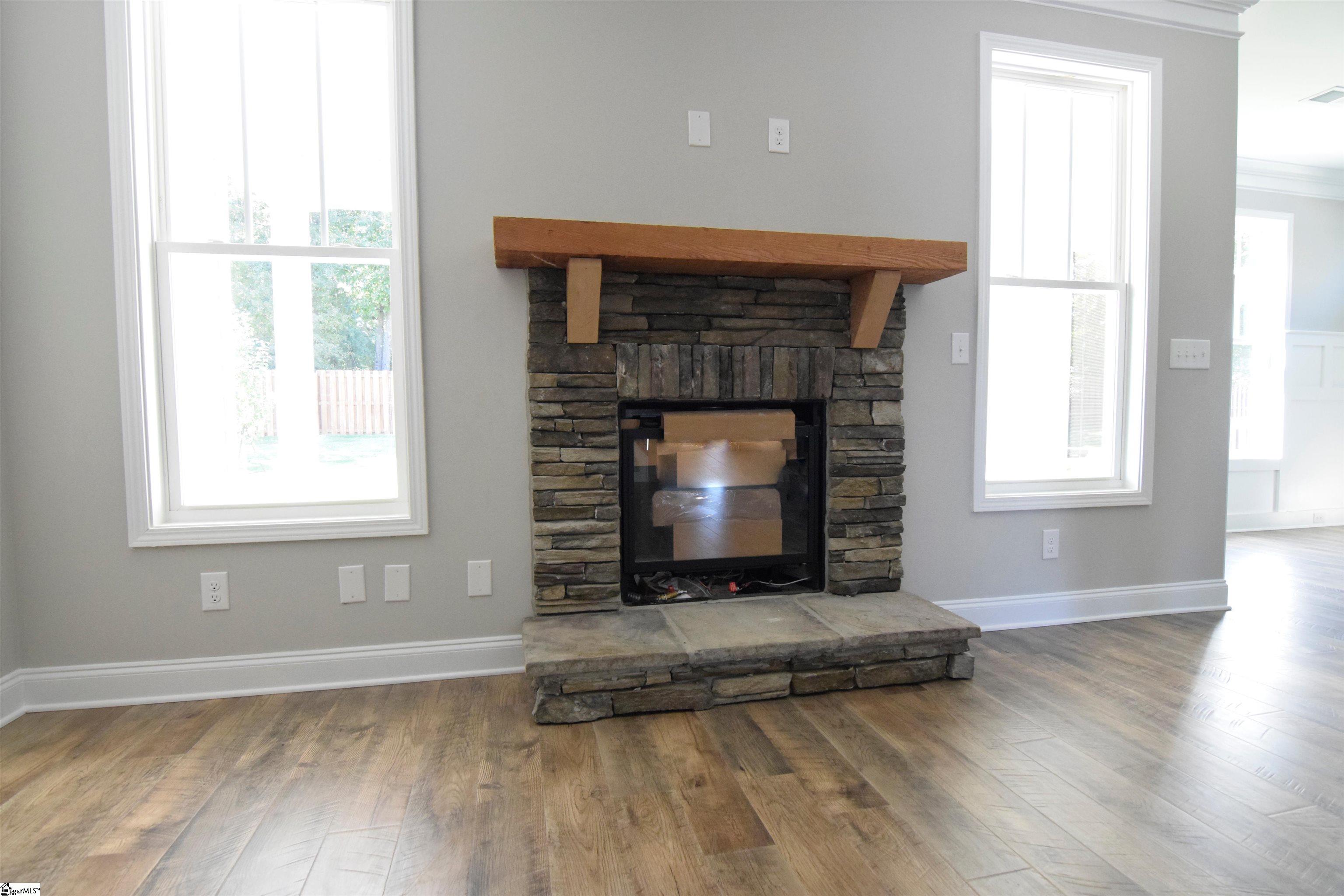 7 Ridgebury Place Greenville, SC 29607 - Photo 8 of 25 Gallery Image 8