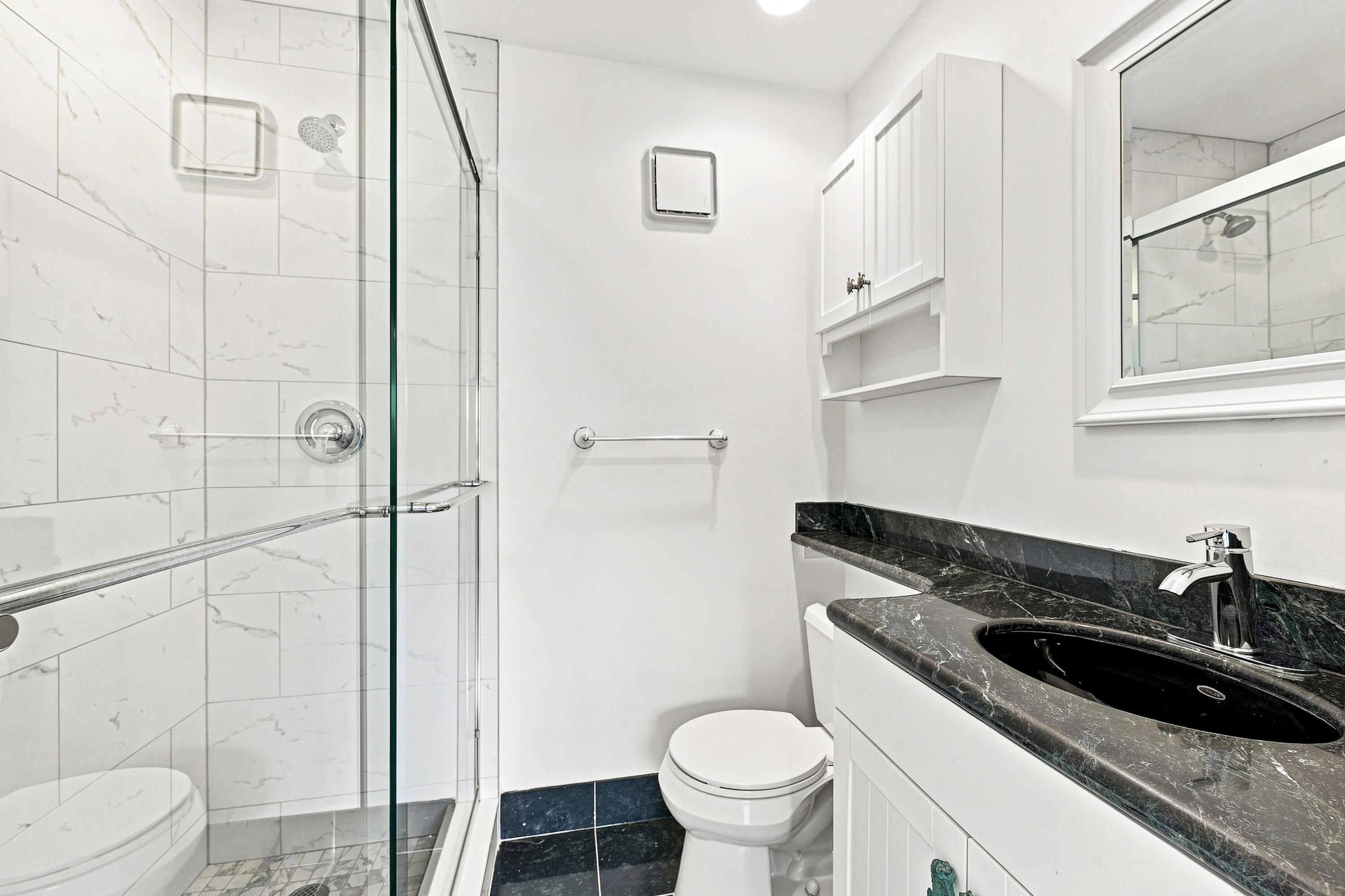 2627 Northeast 15th Street Pompano Beach, FL 33062 - Photo 16 of 39 19_stl_8004