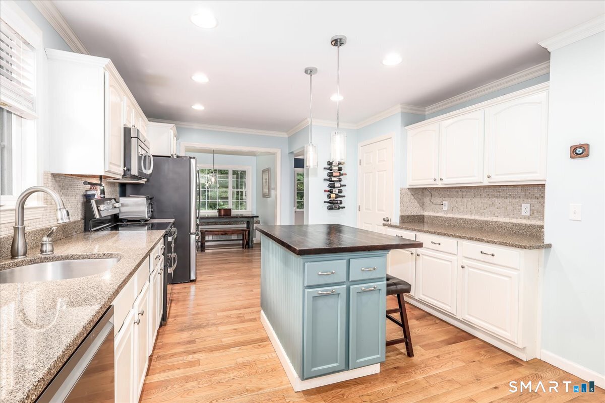 52 South Kent Road New Milford, CT 06755 - Photo 9 of 40