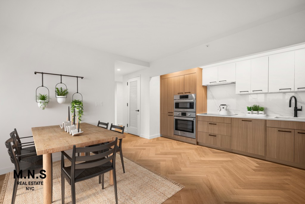 22-54 46th Street, Unit 302 Queens, NY 11105 - Photo 15 of 30