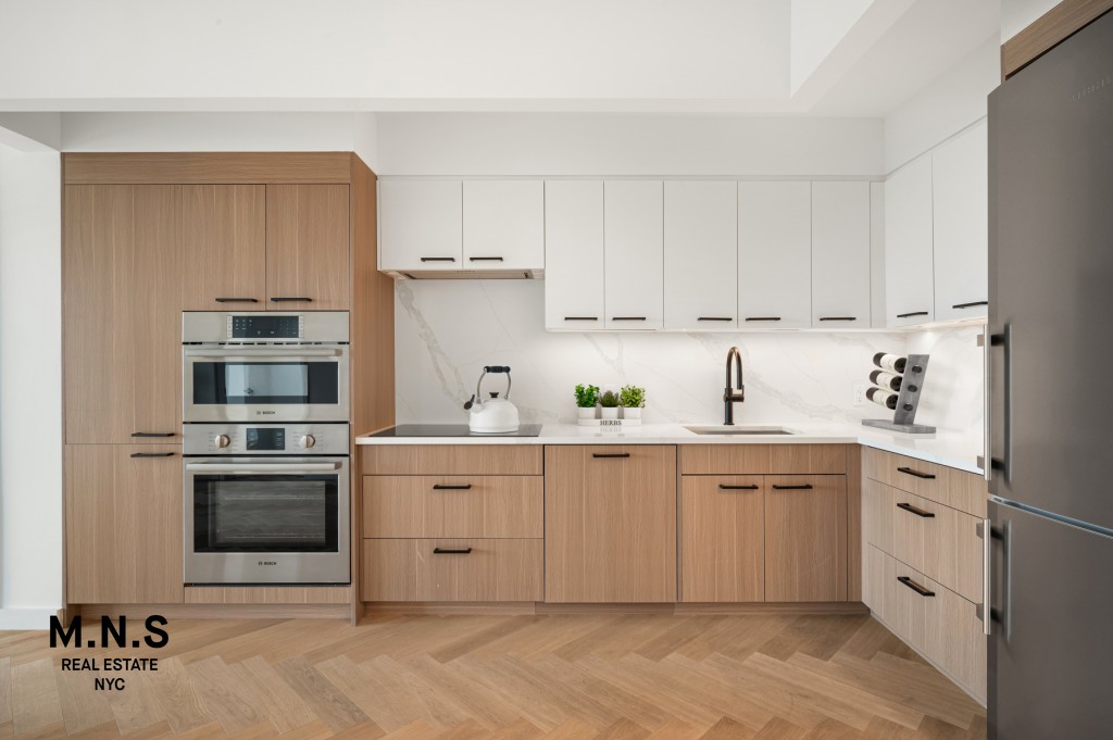 22-54 46th Street, Unit 302 Queens, NY 11105 - Photo 16 of 30