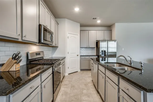 $2,300 | 525 Windom Way, Unit 262391, Georgetown, TX 78626